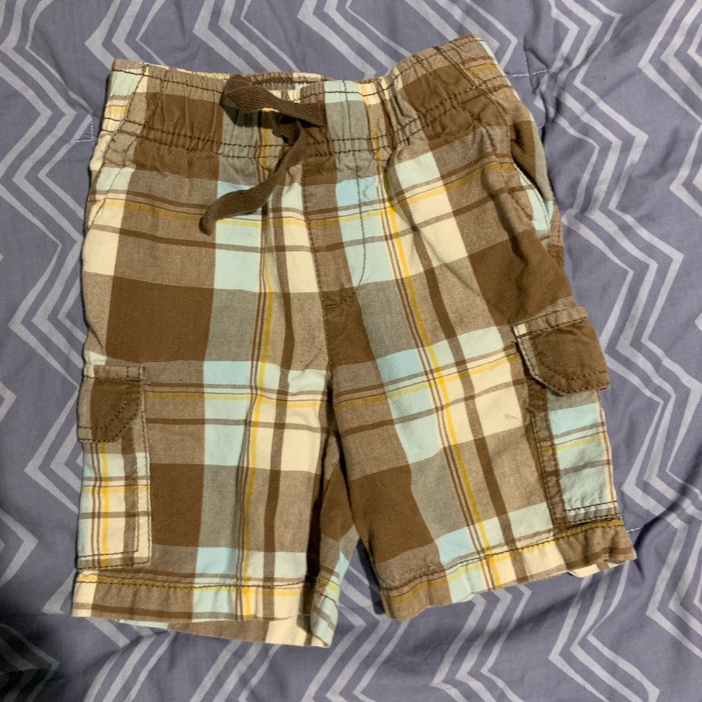 🍁 5 for $20 Plaid shorts